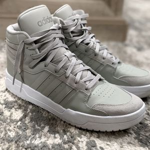 Men's Adidas Entrap Mid Sneaker size 13